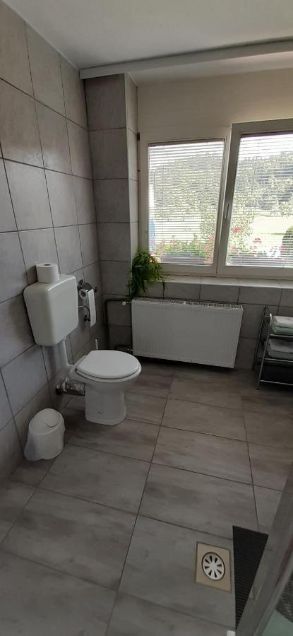 Apartmaji Mojca Guest House Križe Екстериор снимка