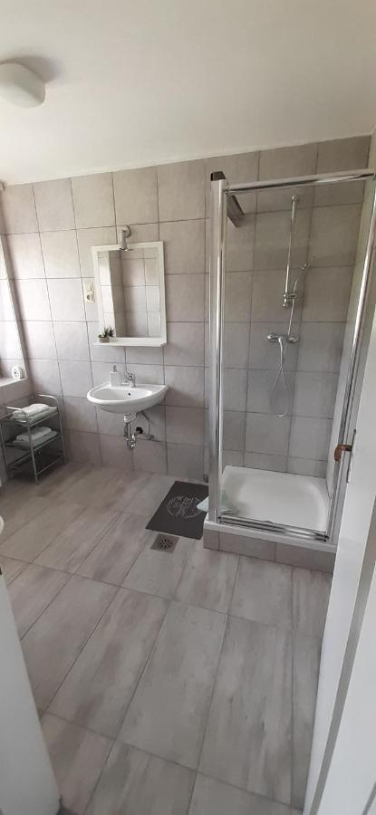 Apartmaji Mojca Guest House Križe Екстериор снимка